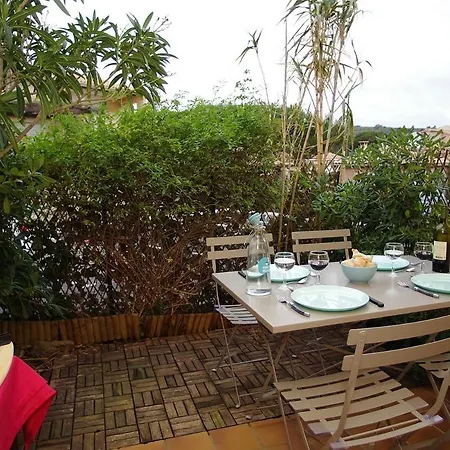 Apartment Studio, Les Foulquines,
